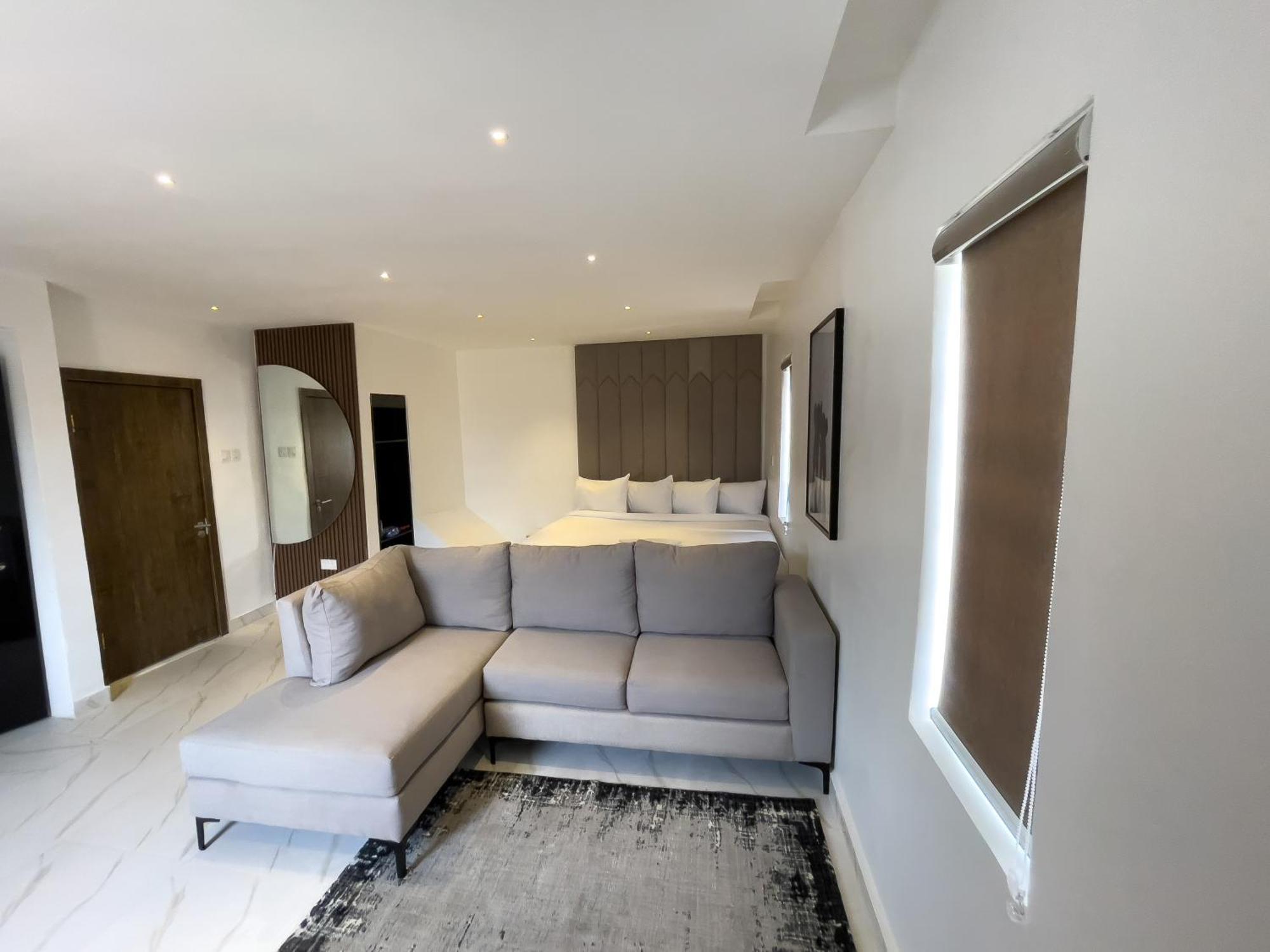 Aparthotel Luxe Surulere