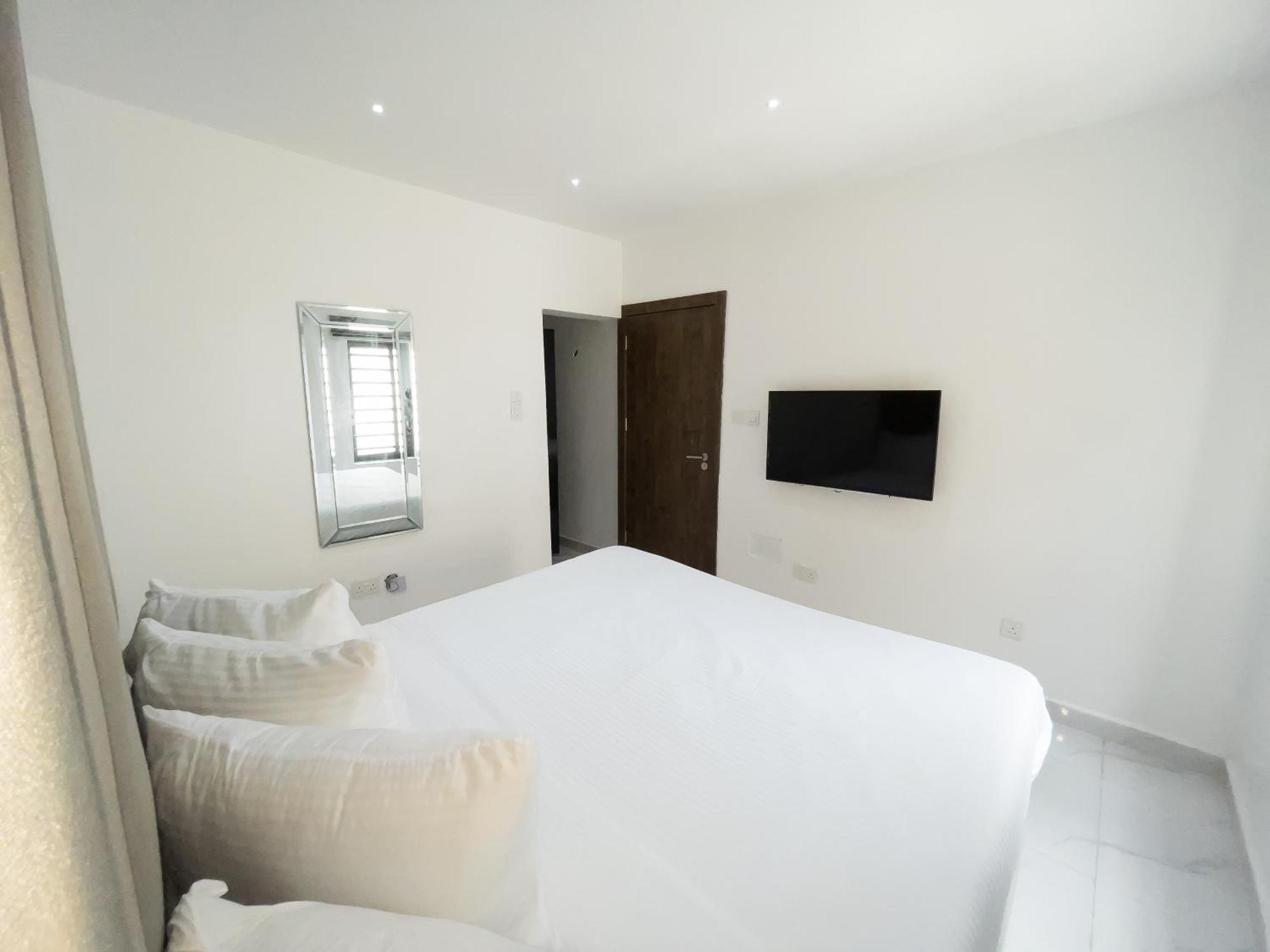 Luxe Surulere Aparthotel