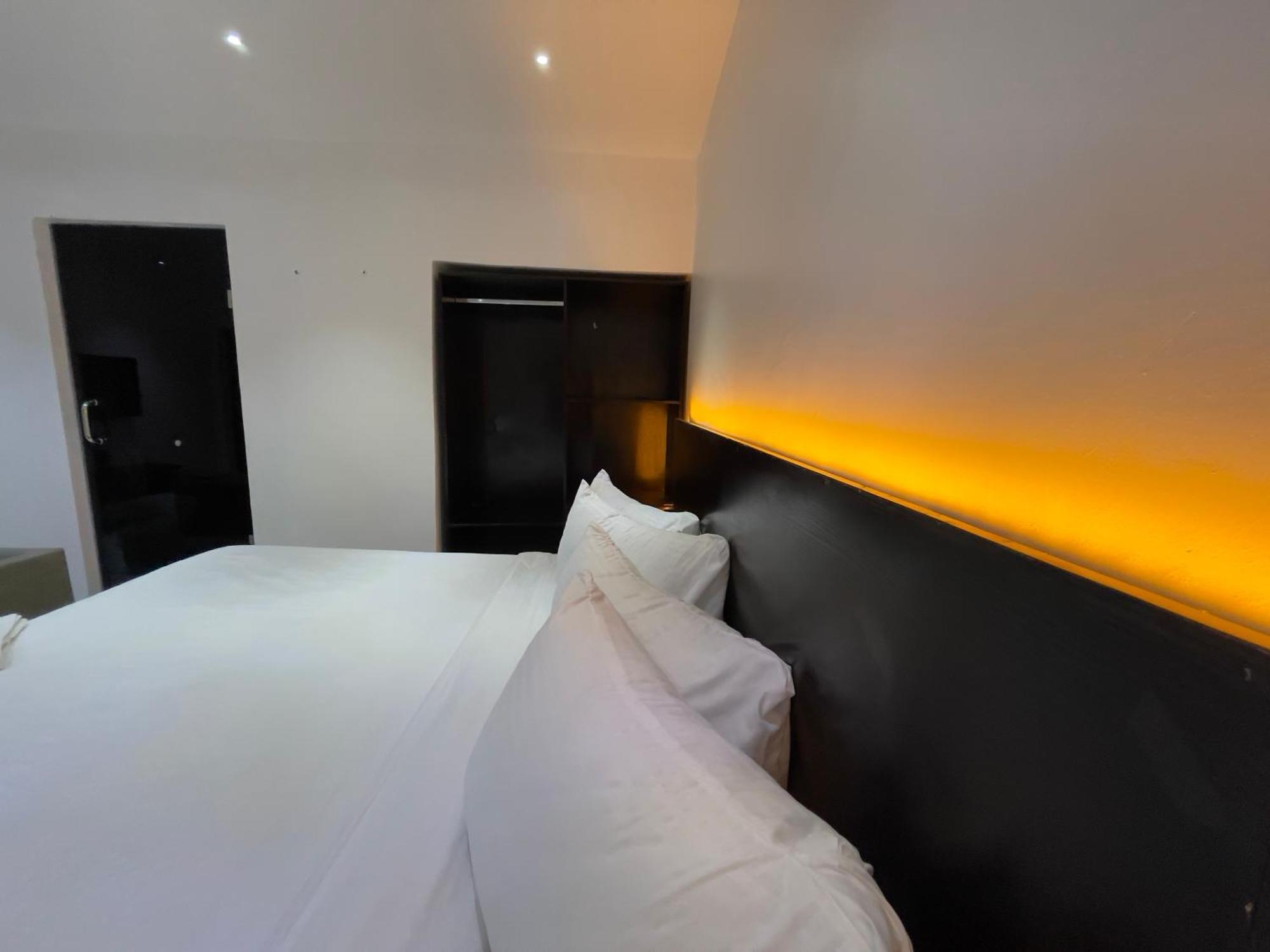 Luxe Surulere Aparthotel